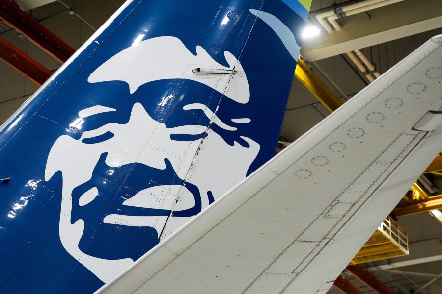 alaska-airlines-resumes-operations-after-an-it-outage-grounded-its-flights-for-hours