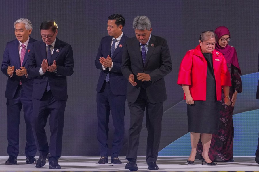 trump’s-asia-return-and-east-timor’s-entry-take-spotlight-in-landmark-asean-summit