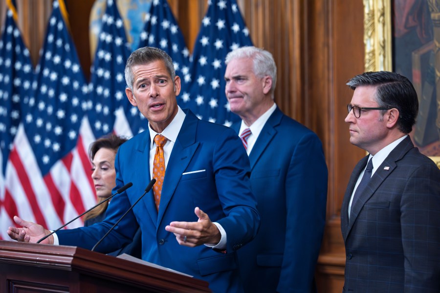 transportation-secretary-says-he-will-pull-$160m-from-california-over-noncitizen-truck-licenses