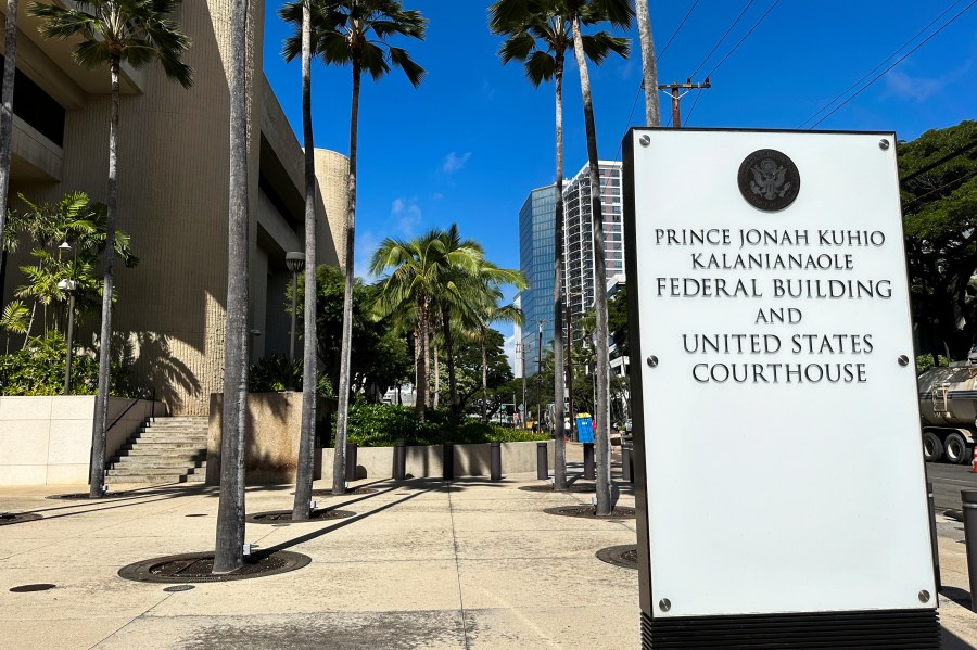 federal-judge-in-hawaii-rules-fda-violated-law-by-restricting-access-to-abortion-medication