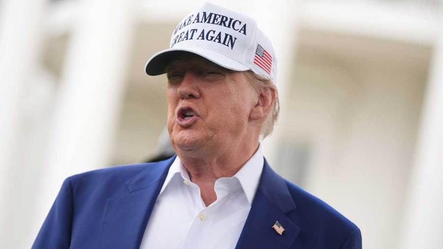 trump-pardons-ex-nypd-officer-who-was-convicted-of-helping-china-stalk-an-expat