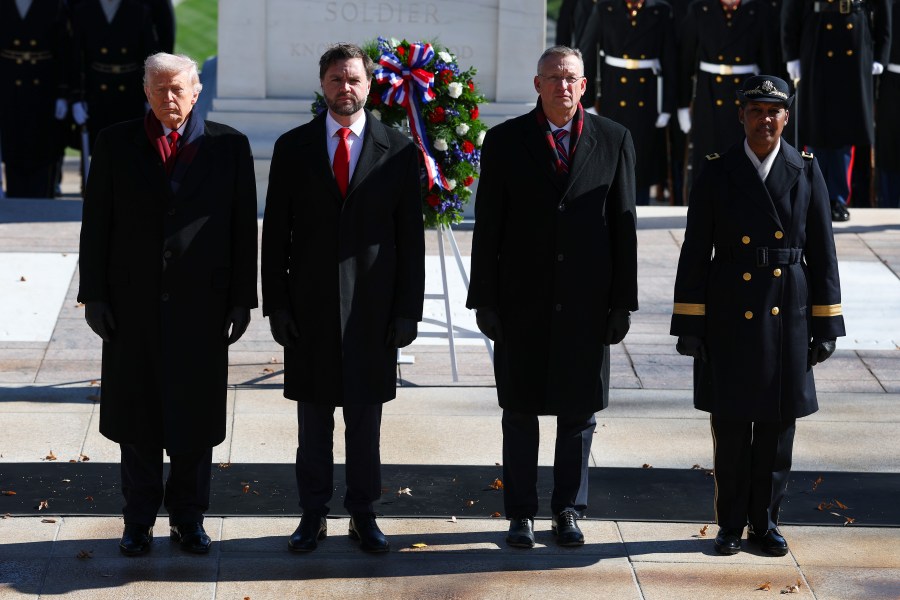 trump-honors-veterans-at-arlington-national-cemetery