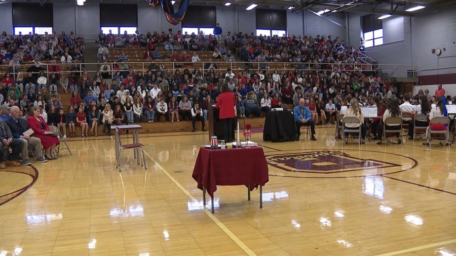 veterans-speak-to-students-at-boardman-junior-high