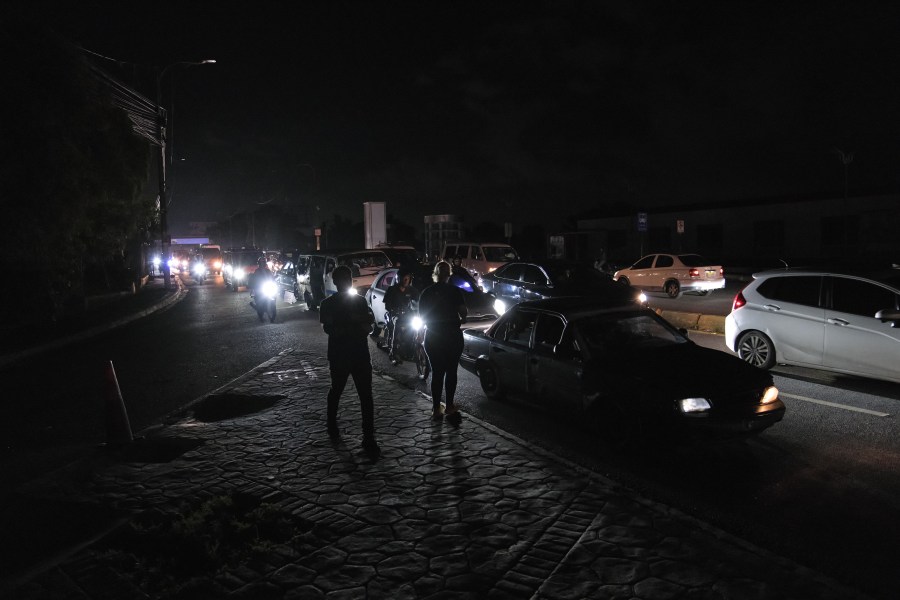 full-blackout-hits-the-dominican-republic-as-crews-scramble-to-restore-power