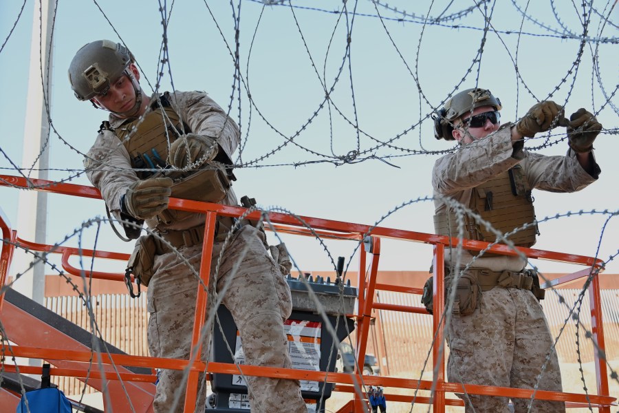 marines-on-border-deployment-quietly-leave-san-diego-area