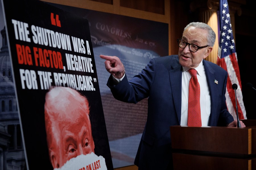 border-report-live:-democrats-cave-on-shutdown