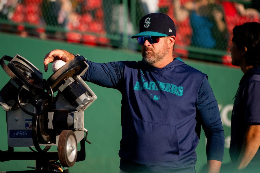 guardians-officially-hire-new-bench-coach
