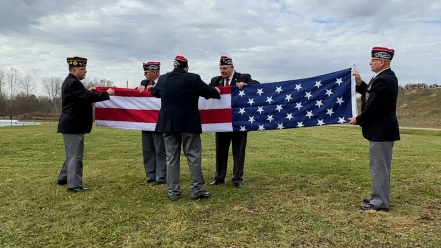 tri-state-forest-products-raises-large-new-flag-in-hubbard