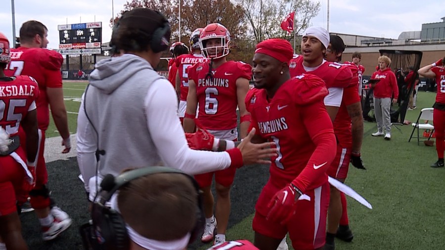 watch:-farrell-product-hauls-in-impressive-td-during-ysu-win