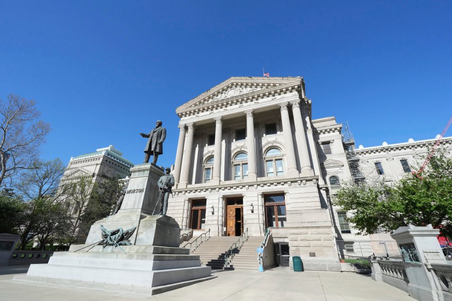 indiana-lawmaker-under-pressure-to-back-trump’s-redistricting-push-is-victim-of-a-swatting