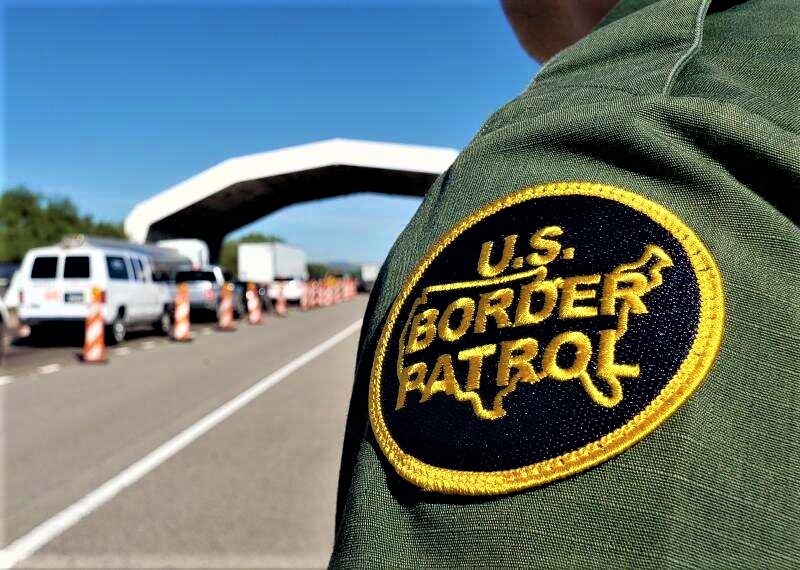 ex-border-patrol-agent-who-took-cartel-bribes-is-going-to-prison