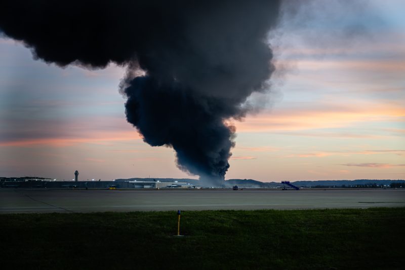 new-images-show-fiery-moments-before-deadly-ups-plane-crash
