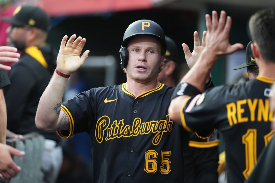 report:-pirates-agree-to-deal-with-veteran-outfielder