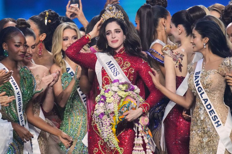 mexico’s-bullied-pageant-contestant-gets-payback-by-capturing-miss-universe-crown