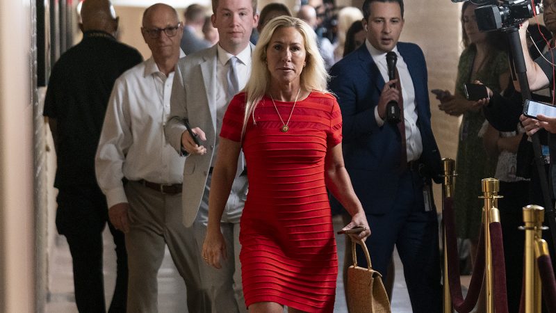 politicians-react-to-marjorie-taylor-greene’s-resignation