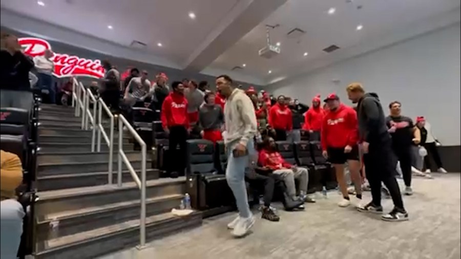 watch:-ysu-football’s-live-reaction-to-fcs-playoff-spot
