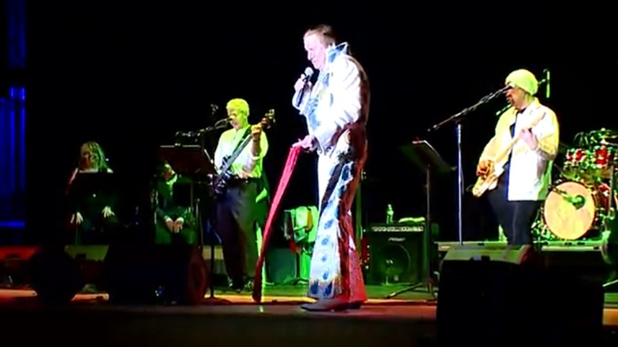 memories-of-elvis-christmas-tribute-show-celebrates-holiday-joy-in-warren