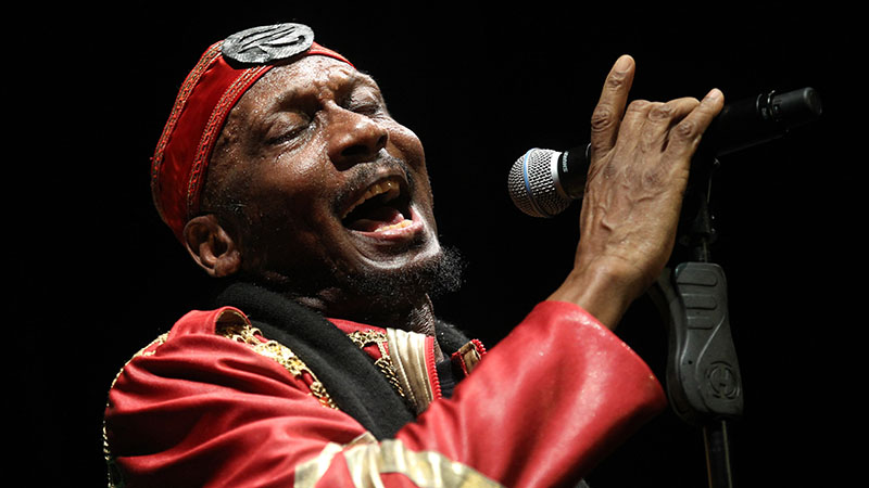 jimmy-cliff,-reggae-giant-and-star-of-‘the-harder-they-come,’-dies-at-81