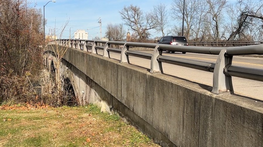 trumbull-co.-commissioners-to-vote-on-warren-bridge-rehab-project