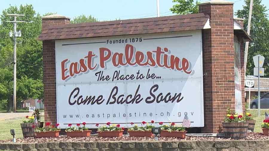 east-palestine-police-chief-announces-retirement,-patrolman-to-take-over