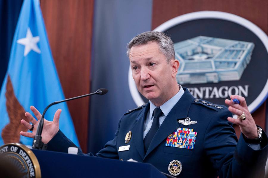 top-us-military-adviser-visits-caribbean-as-trump-ramps-up-pressure-on-venezuela