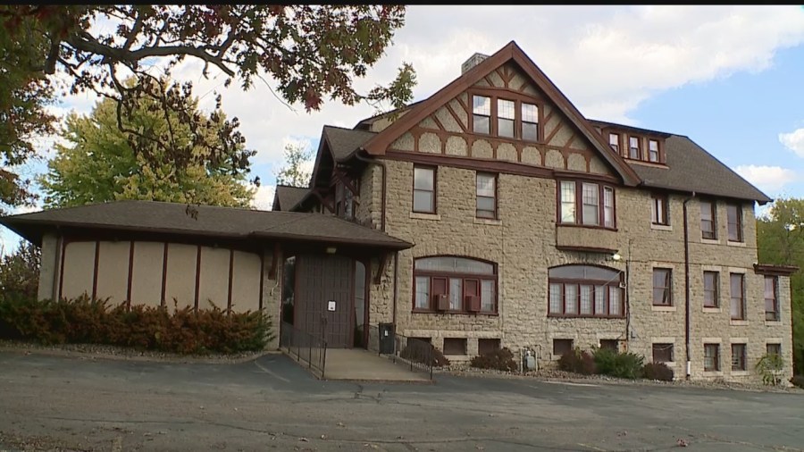 nonprofit-holds-concert-at-the-wickyards-downtown