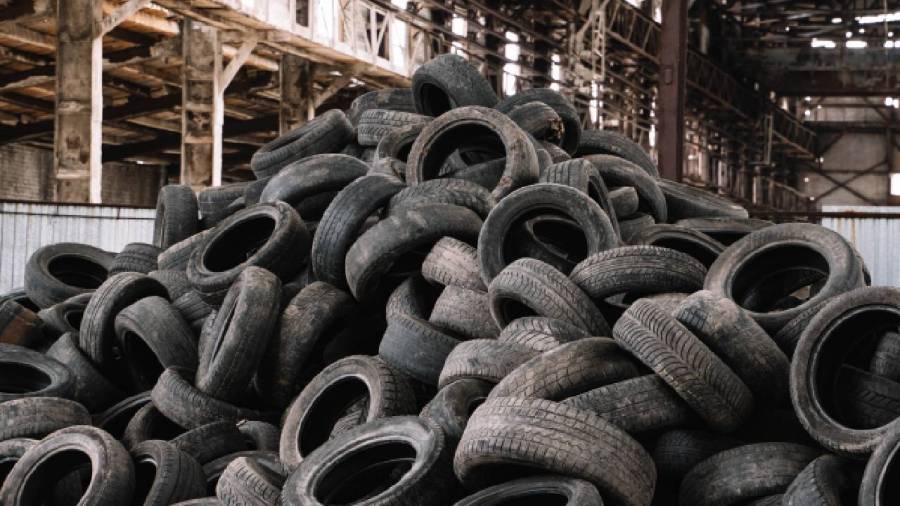 auto-lot-in-warren-reports-theft-of-tires,-rims