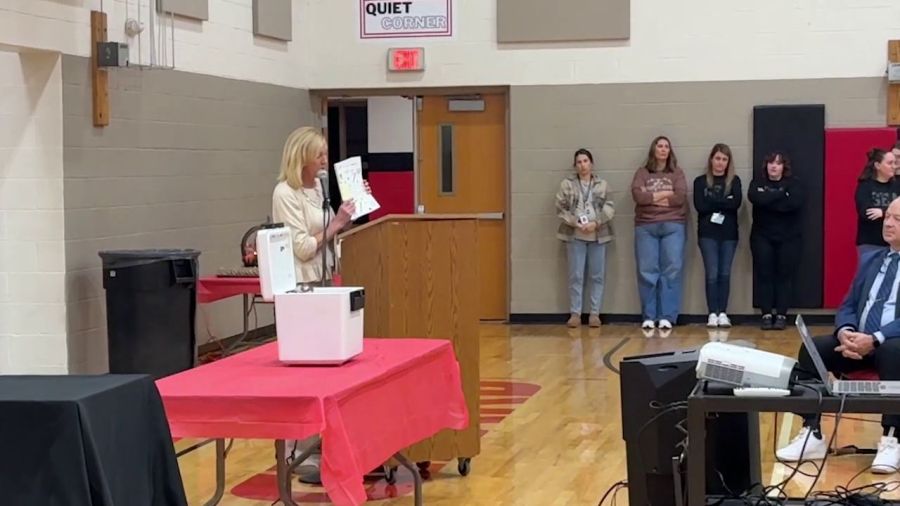 girard-intermediate-opens-time-capsule