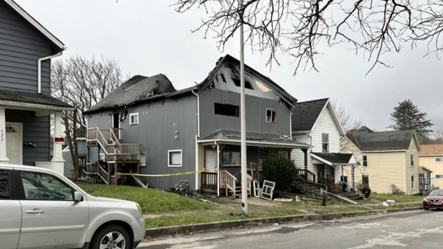 12-escape-triplex-apartment-fire-in-new-castle