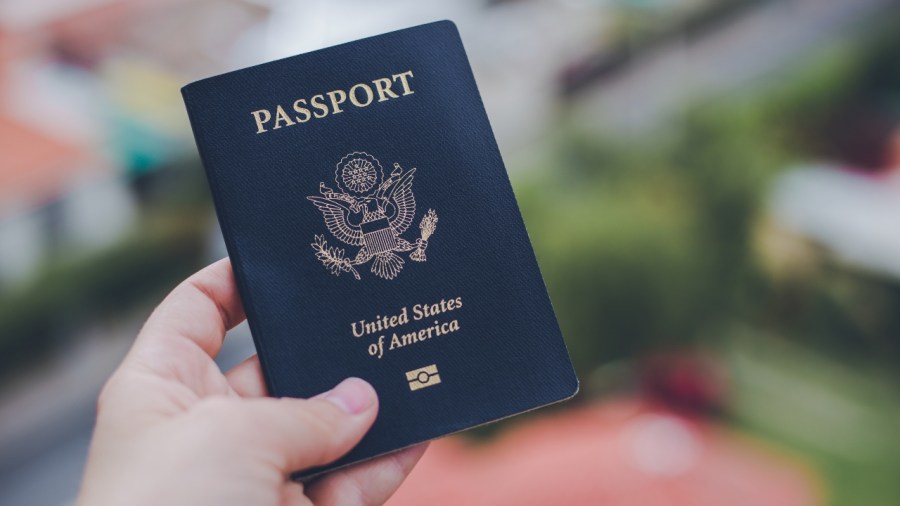 sen.-moreno-introduces-bill-that-would-eliminate-dual-citizenship