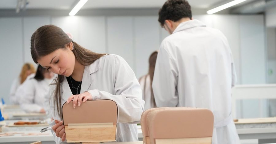 prada-group-buys-fashion-rival-versace-for-nearly-$1.4-billion