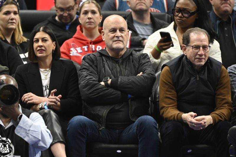 ‘shock-to-the-system’:-dave-coulier-shares-new-cancer-diagnosis-after-beating-non-hodgkin-lymphoma