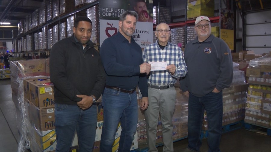 union-donates-to-second-harvest-food-bank
