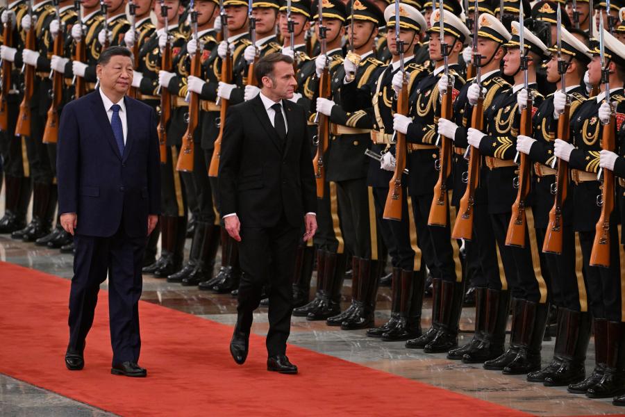 china’s-xi-and-france’s-macron-pledge-cooperation-on-global-crises-and-trade