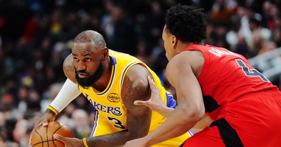 lebron-james’-1,297-game-double-digit-scoring-streak-ends-–-but-he-gets-winning-assist