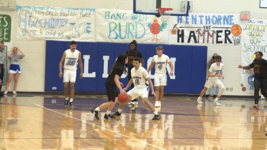 lisbon,-liberty-partner-up-for-school-day-basketball-game