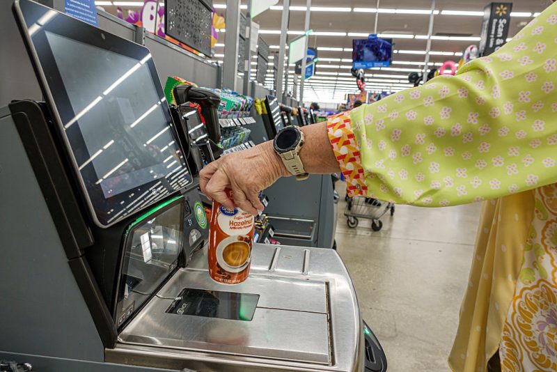 more-than-1-in-4-self-checkout-shoppers-admit-they’ve-stolen:-survey