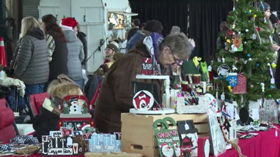youngstown-flea-holds-last-market-of-the-year