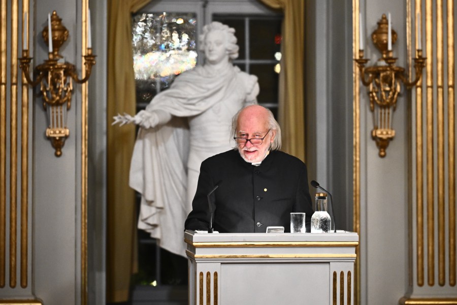 nobel-literature-laureate-krasznahorkai-delivers-rare-lecture-in-stockholm