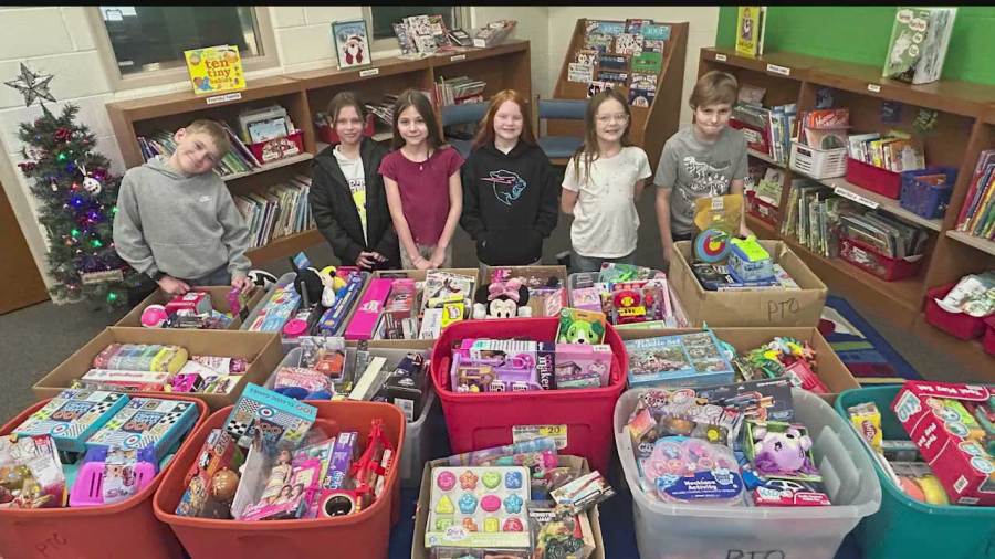 local-students-hold-first-christmas-toy-drive