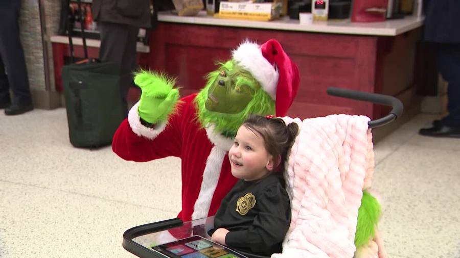 ‘pretty-magical’:-ohio-kids-fly-to-the-‘north-pole’-to-see-santa