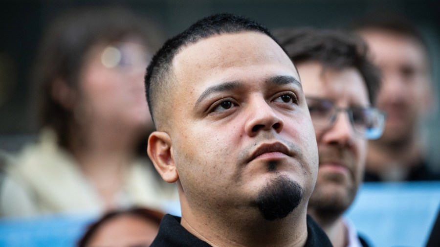 judge-orders-abrego-garcia’s-immediate-release-from-ice-custody