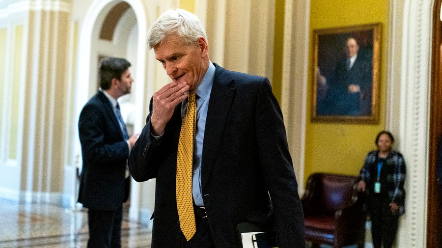 senate-gop-health-care-plan-fails-on-mostly-party-line-vote