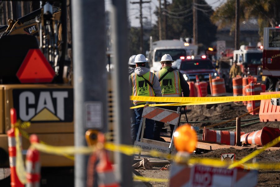 gas-explosion-in-san-francisco-bay-area-damages-homes,-6-taken-to-hospitals