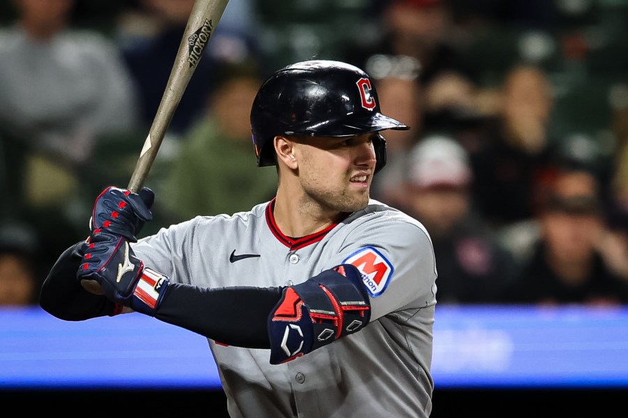 report:-guardians’-playoff-hero-signs-with-division-rival