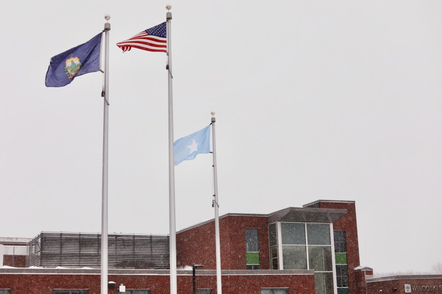 somali-flag-flown-outside-vermont-school-building-over-trump-‘garbage’-slur-brings-threats