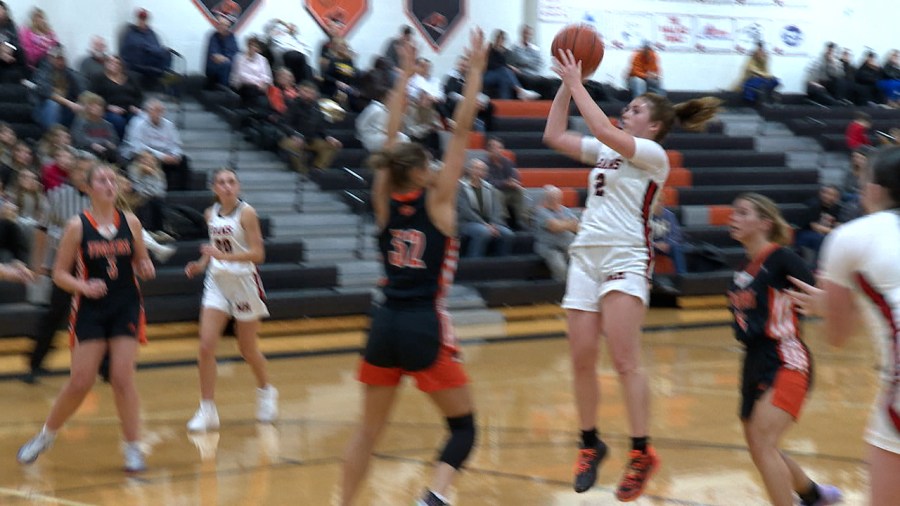 mineral-ridge-girls-down-springfield-to-stay-undefeated