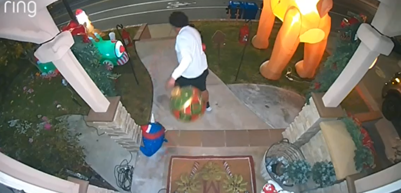 video:-‘grinch’-steals-large-christmas-ornament-off-los-angeles-home’s-porch 