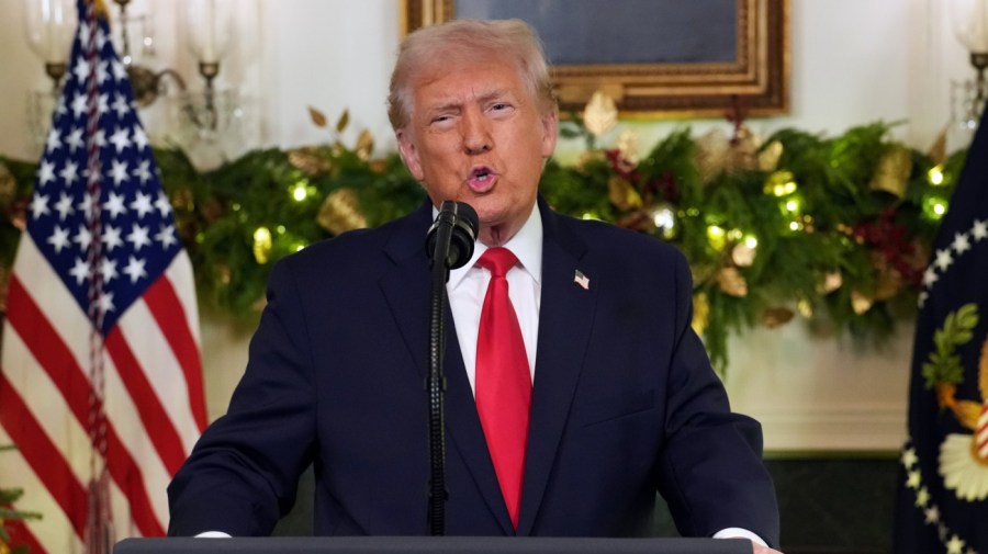 trump-announces-$1,776-‘warrior-dividend’-checks-to-be-sent-to-members-of-the-military