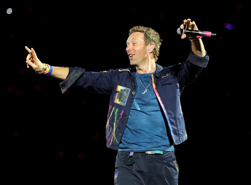 woman-from-viral-coldplay-jumbotron-video-speaks-out:-‘i-made-a-bad-decision’